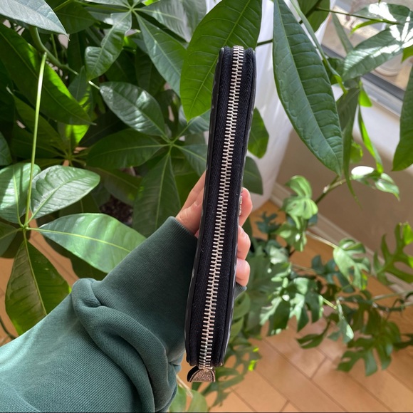 YSL Wallet - Picture 3 of 9